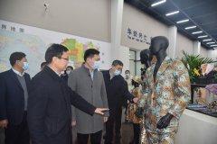 市、區(qū)領(lǐng)導(dǎo)一行蒞臨公司調(diào)研指導(dǎo)
